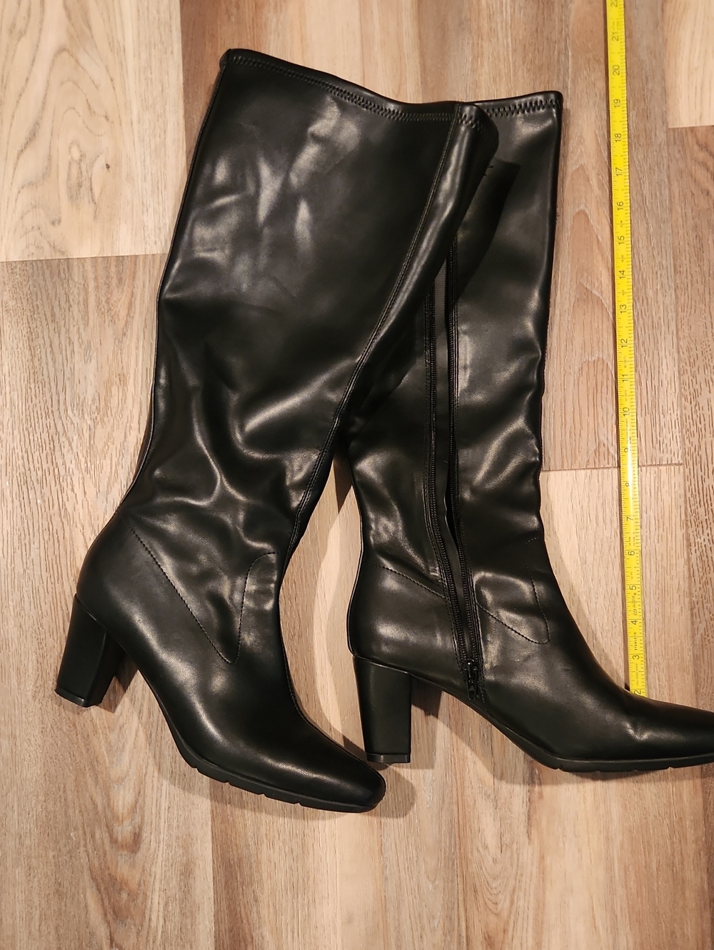 AEROSOLES Black Knee-High Block Heel Boots